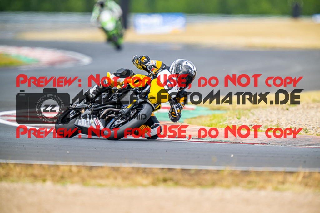 MaZZes_FotoMatrix_220625_1602 | TWINCUP