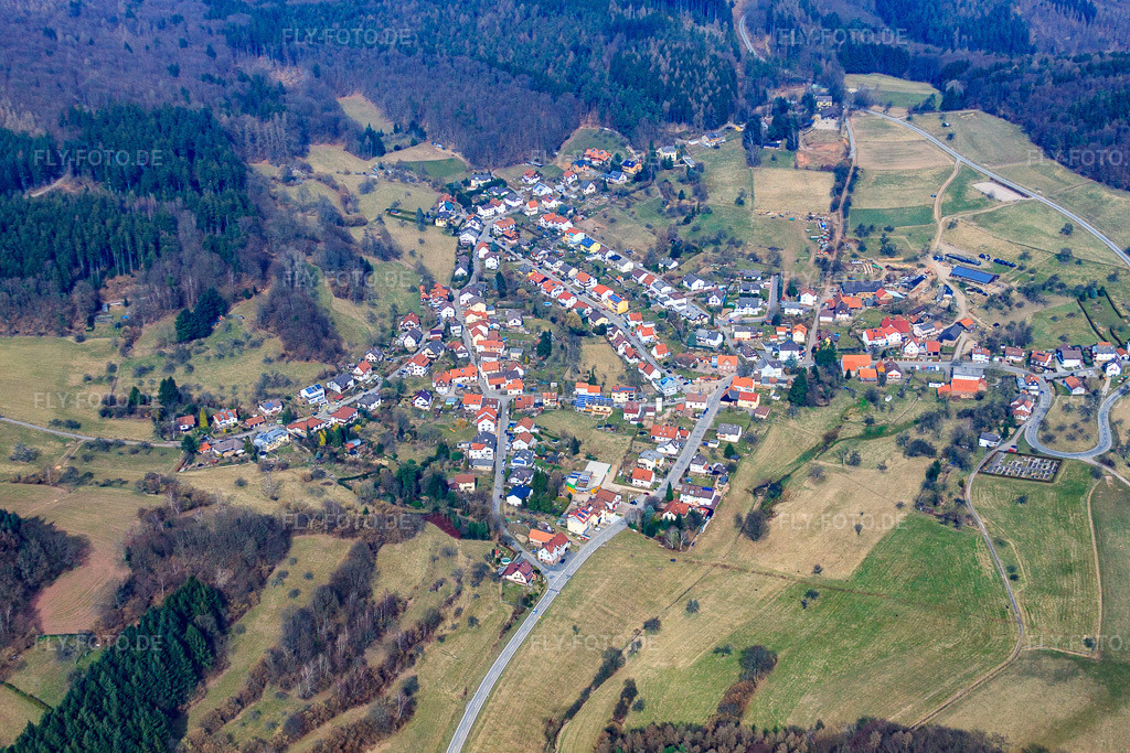 Luftbild: Dorfansicht im Odenwald von Süden im Ortsteil Darsberg in Neckarsteinach im Bundesland Hessen in Deutschland. Foto: IMG_37984.jpg vom 12.03.2011 durch Werner Riehm/FLY-FOTO.de