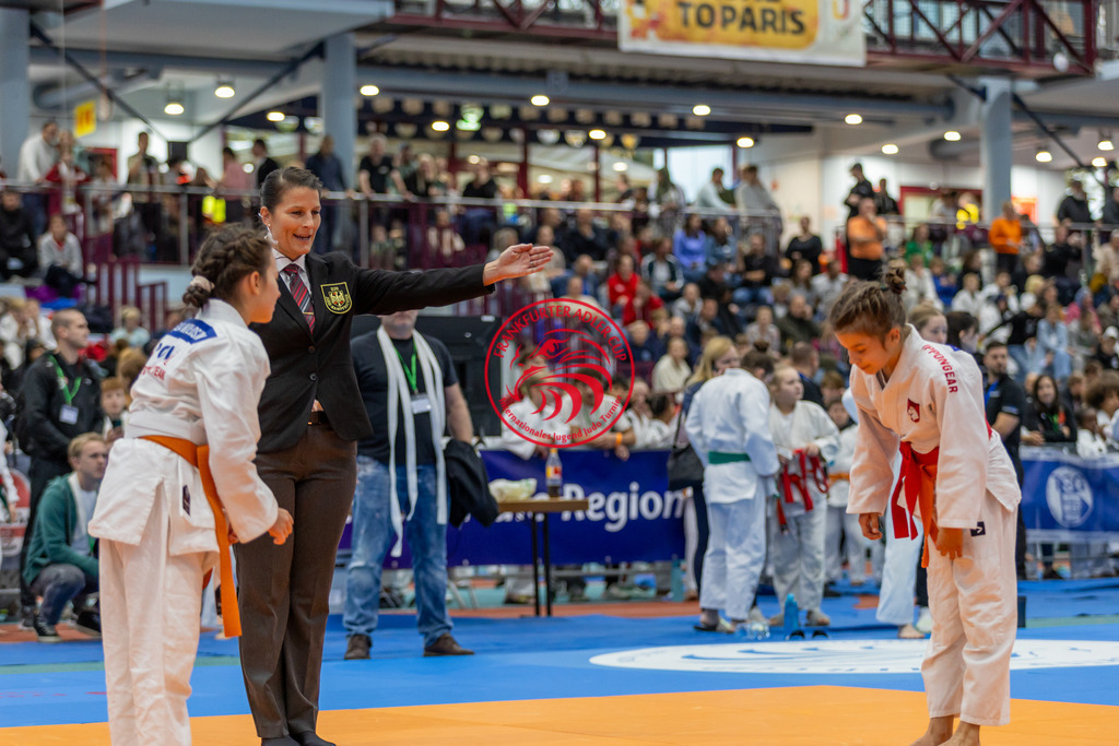 Internationaler Adler Cup 2024 | Foto vom Internationalen Adler Cup Judo Turnier im Sport- und Freizeitzentrum Kalbach im Oktober 2024 - Realisiert mit Pictrs.com