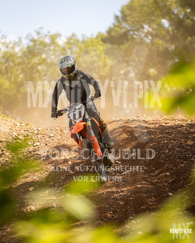 866A1196 | mxndyyvipix