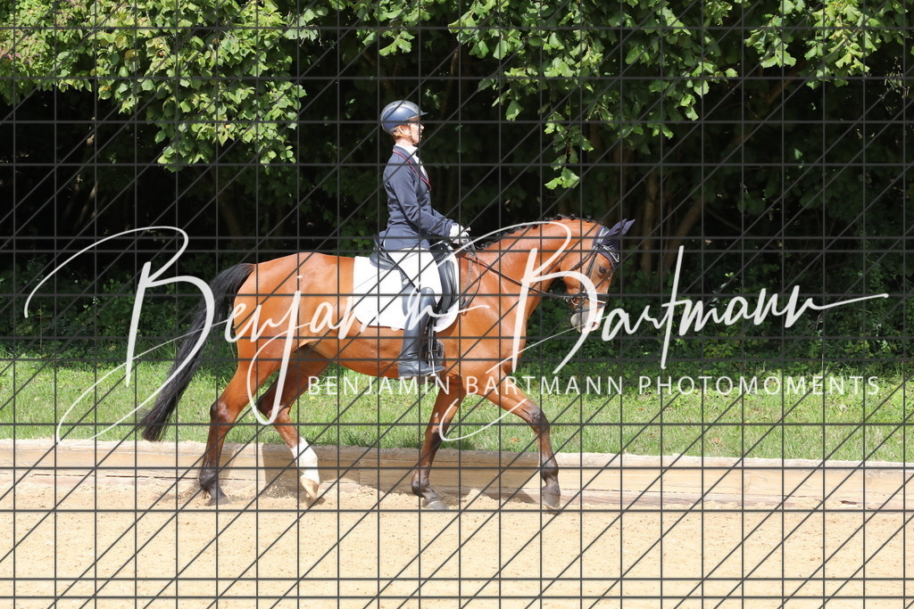 AZ2A2353 | Benjamin Bartmann Photomoments