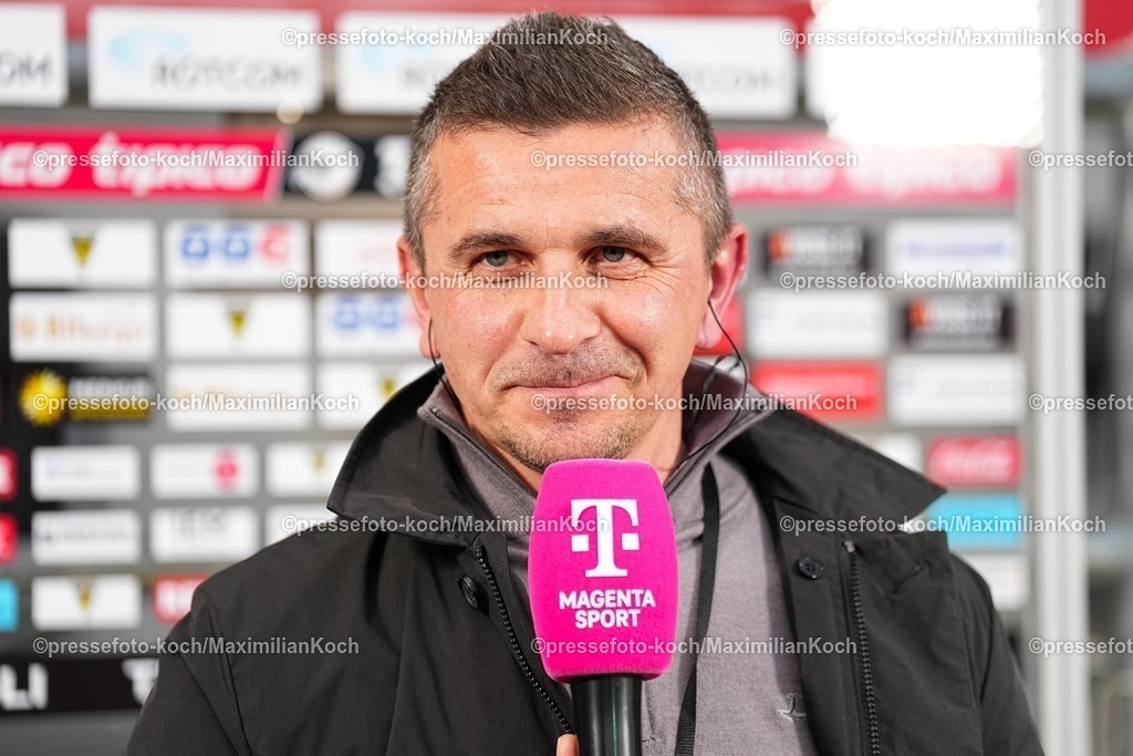 xYDRx17012601012 | 17.01.2026, xydrx, Fußball, 3.Liga, TSV Alemannia Aachen - VfL Osnabrück, Saison 2025 2026, Tivoli:  Mersad Selimbegovic (Cheftrainer TSV Alemannia Aachen)      DFB regulations prohibit any use of photographs as image sequences and or quasi-video. Photo: xYannisxDreimannxPressefotoKochx