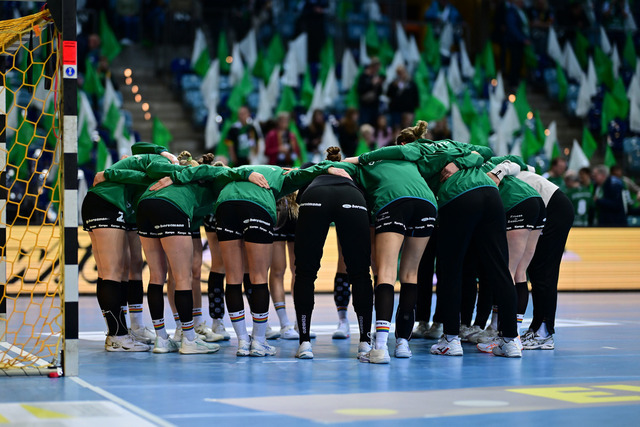 Handball I Frauen I Saison 2025-2026 I 1. HBF I 9. Spieltag I VfL Oldenburg - HSG Blomberg-Lippe I 72665 | Der Sportfotograf. - Realisiert mit Pictrs.com