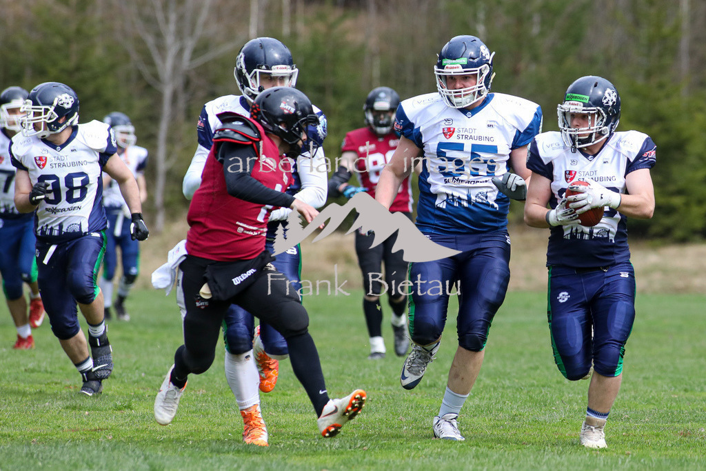 OE7A2990 | American Football / Spiegelau Bats - Straubing Spiders
