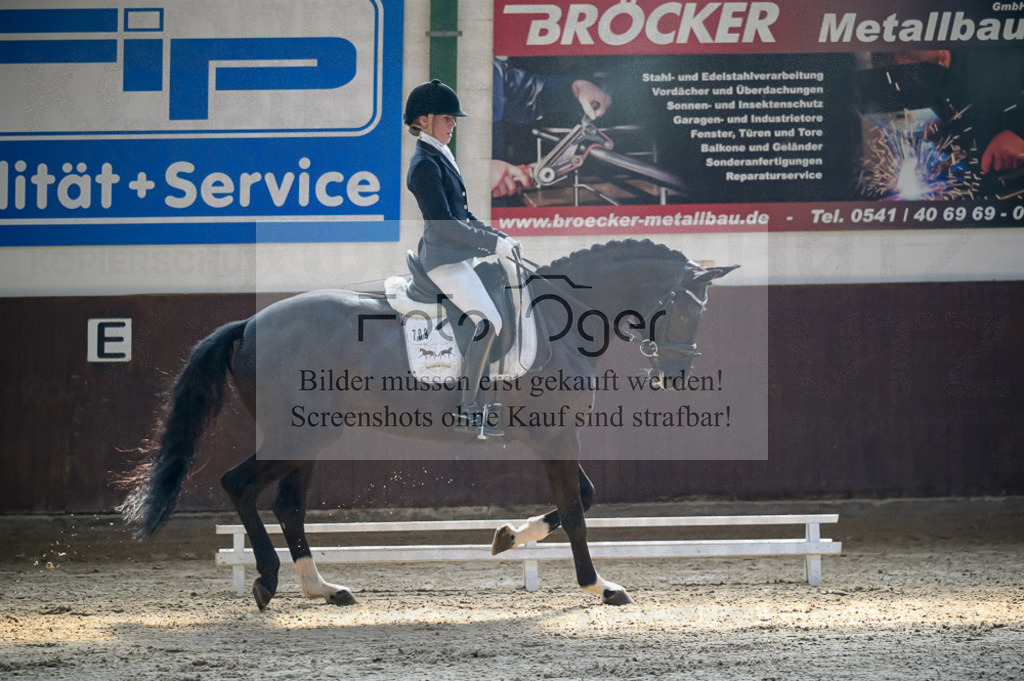 Reitturnier Voxtrup | Entdecke hochwertige Reitturnierfotos von Foto Oger. Professionell, emotional und authentisch – jetzt Lieblingsmomente im Shop bestellen.Deutschlandweite Turnierfotografie. - Realisiert mit Pictrs.com