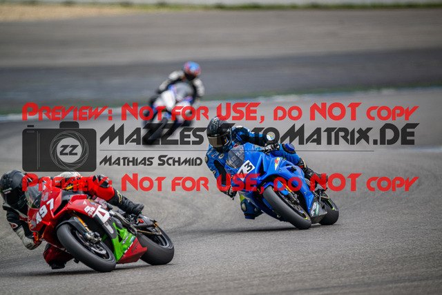 MaZZes_FotoMatrix_240702_6007705_8731 | WEISS