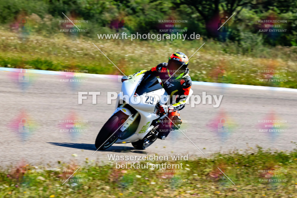 029-3993 | Hier findet Ihr Bilder von Touristenfahrten auf der Nürburgring Nordschleife oder von anderen Veranstaltungen die ich besucht habe. Viel Spass beim Durch Schauen 