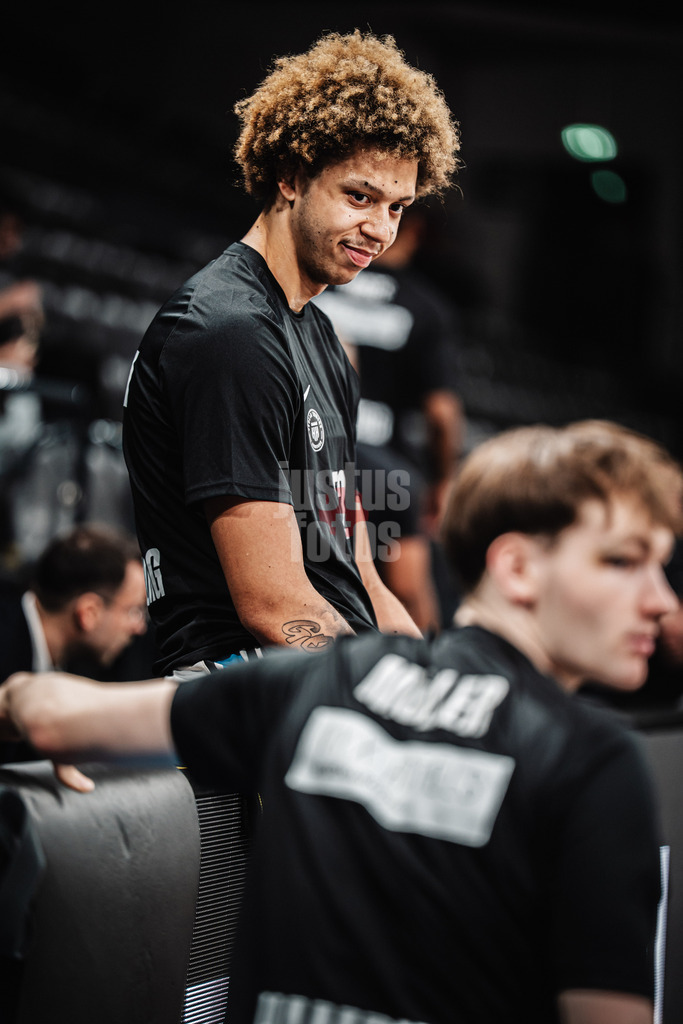 Basketball | Männer | Saison 2025/2026 | BKT EuroCup | Veolia Towers Hamburg vs. Bahcesehir College Istanbul | 14.10.2025 | Zacharie Perrin (#52, Veolia Towers Hamburg)