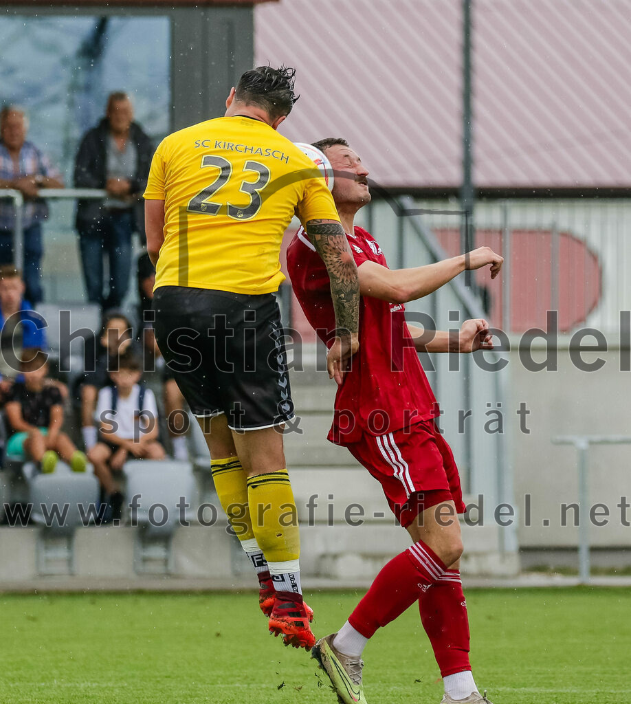 2023-07-29_091_FC_Finsing_gegen_SC_Kirchasch | Finsing, Deutschland, 29.07.2023:
Fußball, Kreisliga 2023 / 2024, 1. Spieltag, FC Finsing gegen SC Kirchasch, Endergebnis: 0:2

Alexander Mrowczynski (SC Kirchasch, #23), Kilian Schmitt (FC Finsing, #8)

Foto: Christian Riedel / fotografie-riedel.net