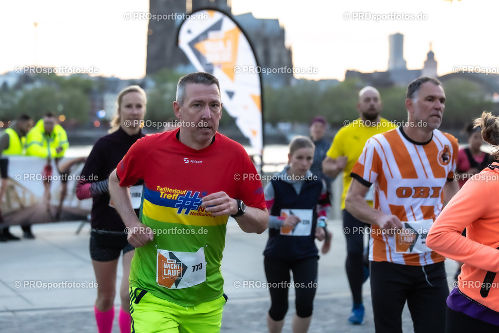 16. OBI Nachtlauf des ASV Koeln; Koeln, 17.05.23 | Impressionen vom 16. OBI Nachtlauf des ASV Koeln am 17.05.23 an Rheinpromenade und Tanzbrunnen in Koeln (Deutschland). Foto: BEAUTIFUL SPORTS/Ulrich Fassbender