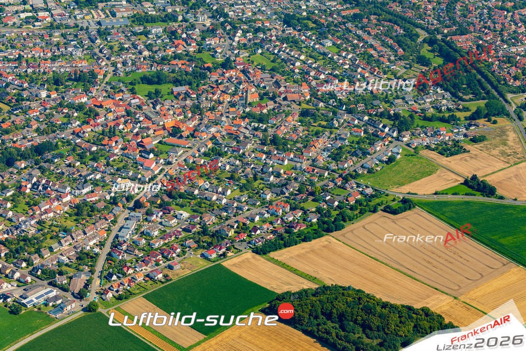 Schrägluftbild  Großenritte  Baunatal - Das Luftbild wurde 2025 vom UL-Flugzeug heraus erstellt (ohne Drohne- keine Drohnenaufnahme ) - Hochauflösende Luftaufnahme -Nicht vergleichbar mit Google Maps oder Satelittenbilder- Die Geschenkidee !Mit Lizenz und Bildrechte bestellbar