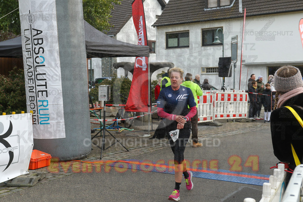 221127_1219_EV9_3624 | Sportfotografie im Rhein-Sieg Kreis, Köln, Bonn, NRW, Rheinland Pfalz, Hessen, etc. Unser Tätigkeitsfeld umfasst den Laufsport vom Volkslauf über den Marathon, Duathlon, Triathon bis zum Ultralauf wie Kölnpfad Ultra oder Schindertrail.