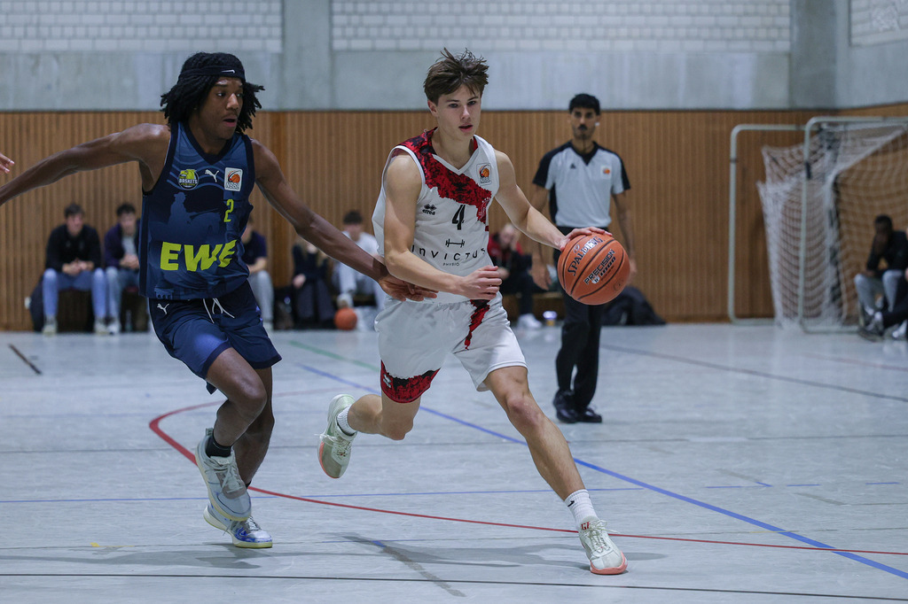 NBBL BAYER GIANTS vs EWE Baskets Juniors Oldenburg-63 | Fotos von Basketballspielen aus dem Raum NRW fotografiert von Gero Mueller-Laschet und Daniel Schaefer - Realisiert mit Pictrs.com