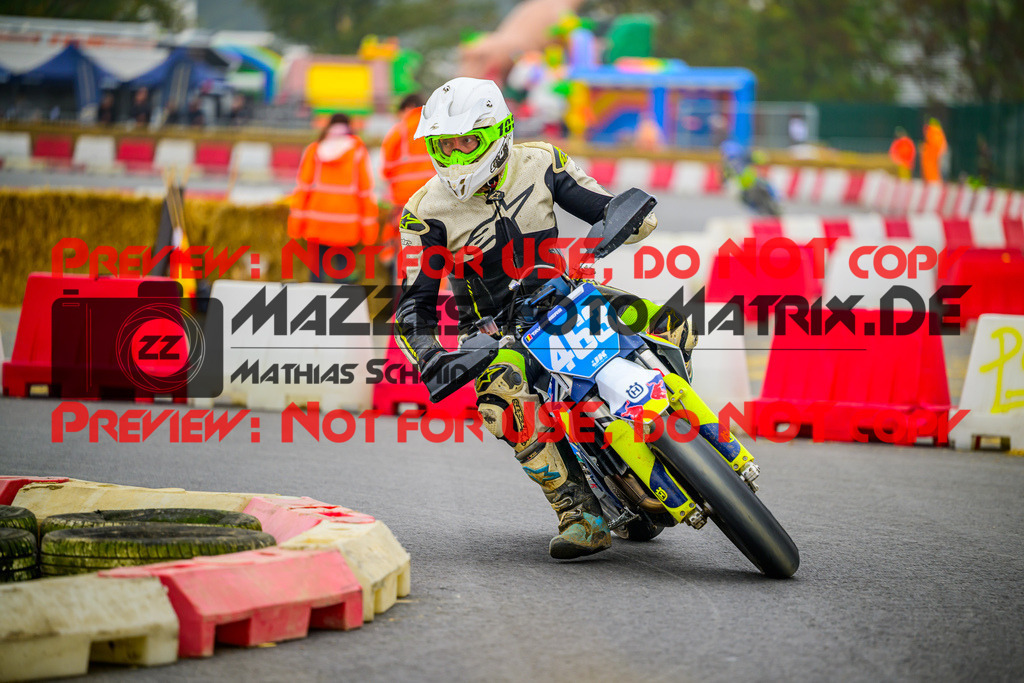 MaZZes_Fotomatrix_20251010_6021986_1991 | S6