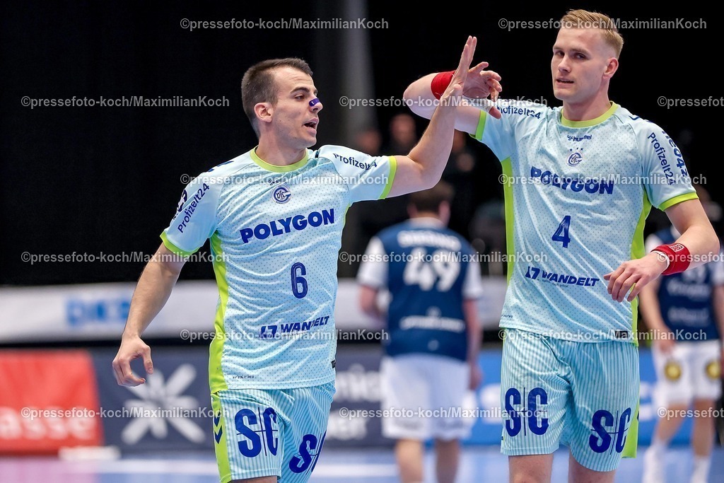 BHC02042601018 | 02.04.2026, Handball, HBL, Bergischer HC - VfL Gummersbach, Mitsubishi Electric HALLE Düsseldorf: Torjubel nach dem Tor durch  Torschütze Milos Vujovic (VfL Gummersbach #06) neben Ellioi Snaer Vioarsson (VfL Gummersbach #04) 