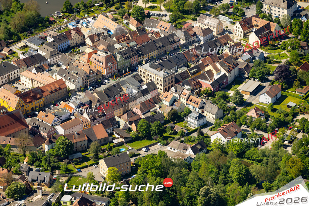 Das Luftbild zeigt :  Kemnath - Die Luftaufnahme wurde 2024 vom UL-Flugzeug aus erstellt ( keine Drohne ) - Hochauflösende Luftaufnahme - Für grossformatige Ausdrucke geeignet. Die Geschenkidee !Mit Lizenz und Bildrechte bestellbar