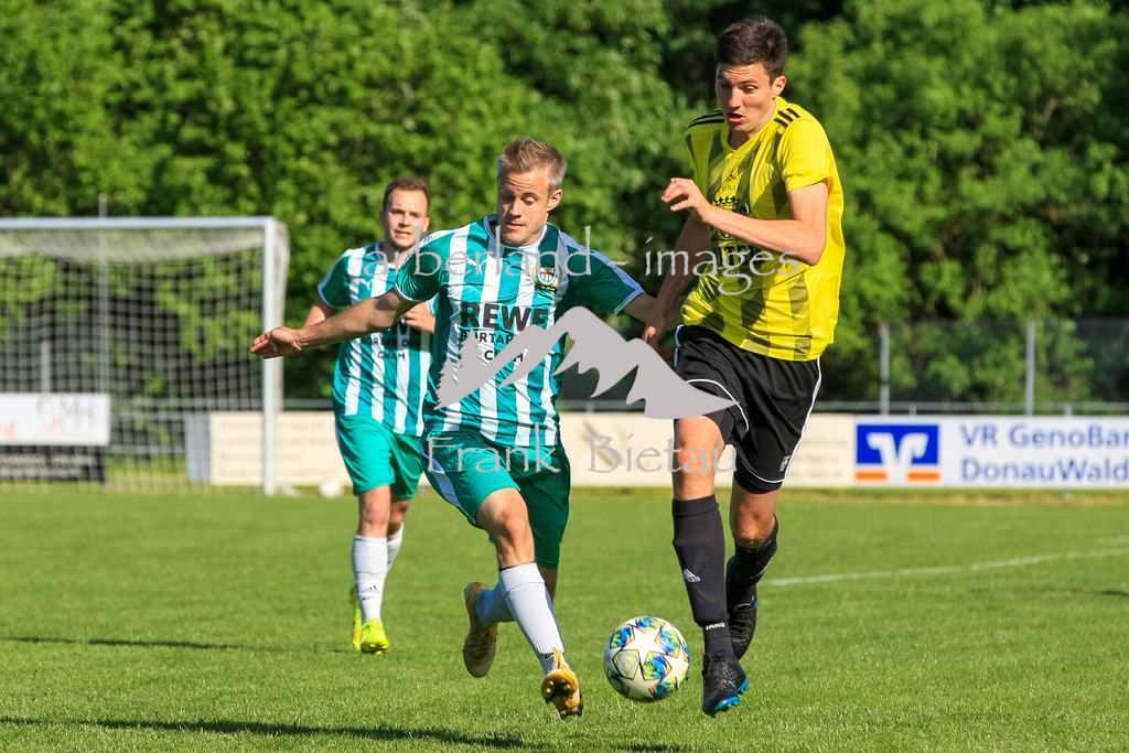 993T1504 | Medien- Sport- Entertainmentfotos