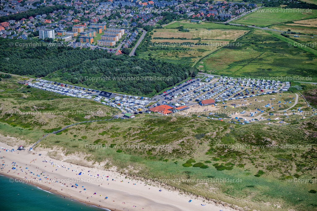 Sylt_Westerland_Campingplatz_ELS_6217130825 | SYLT 21.06.2025 Wohnwagen und Zelte- Campingplatz - und Zeltplatz in Westerland auf Sylt im Bundesland Schleswig-Holstein, Deutschland. Weiterführende Informationen bei: Campingplatz Westerland. // Camping with caravans and tents in Westerland at Sylt in the state Schleswig-Holstein, Germany. Further information at: Campingplatz Westerland. Foto: Martin Elsen