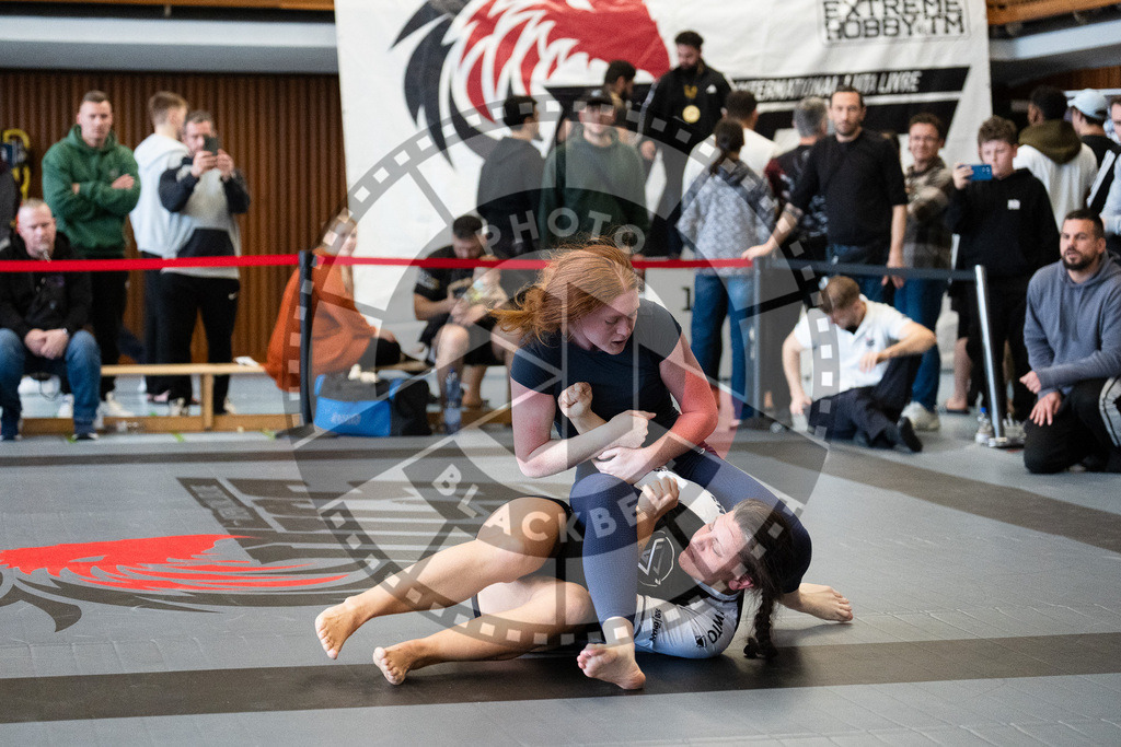 20251129PBB7970 | Fighters compete during the luta livre competition ILLCS XI winter edition on November 29, 2025 in Hannover, Germany.