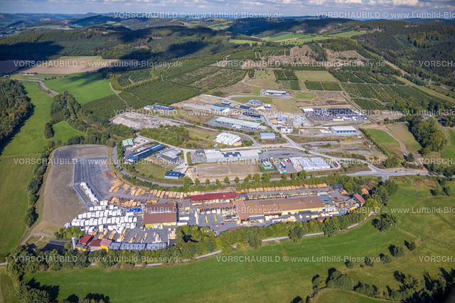 Schmallenberg220903546BadFredeburg | , Luftbild, Gewerbegebiet Hochsauerland an der BundesstraÃŸe B511, Baumsiedlung, Wormbach, Schmallenberg, Sauerland, Nordrhein-Westfalen, Deutschland