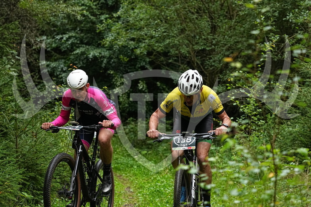 FC109670 | Fotogalerie der Treibjagd im Dunkelwald - Dein MTB Etappenrennen im Erzgebirge - Realisiert mit Pictrs.com
