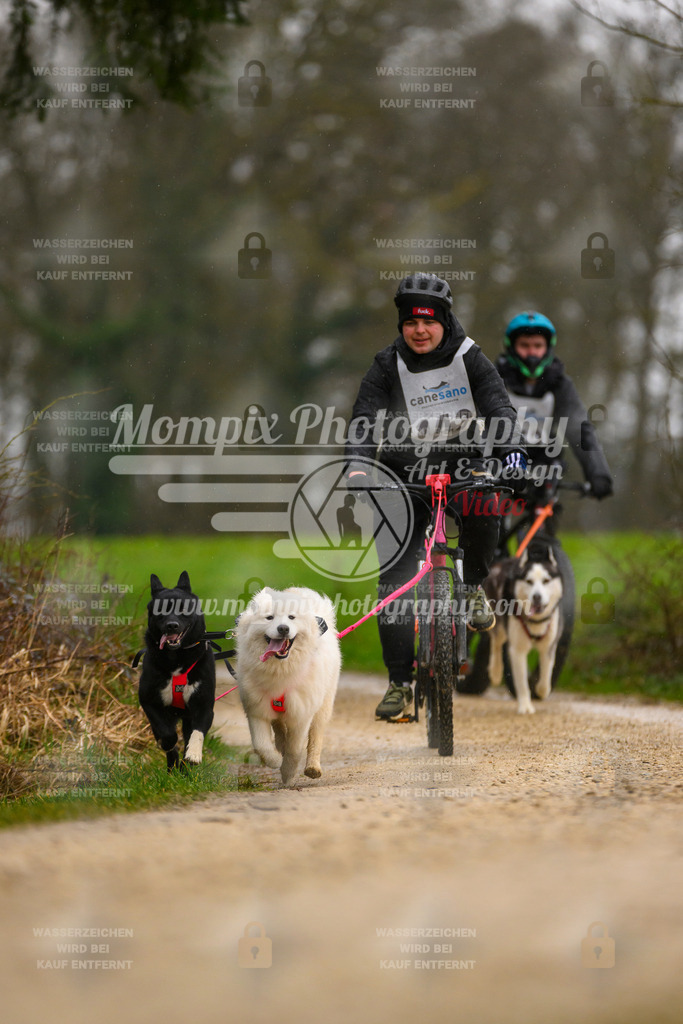 MompixPhotography_ReiatRennen2024_SO_Happy-5 | PayLife