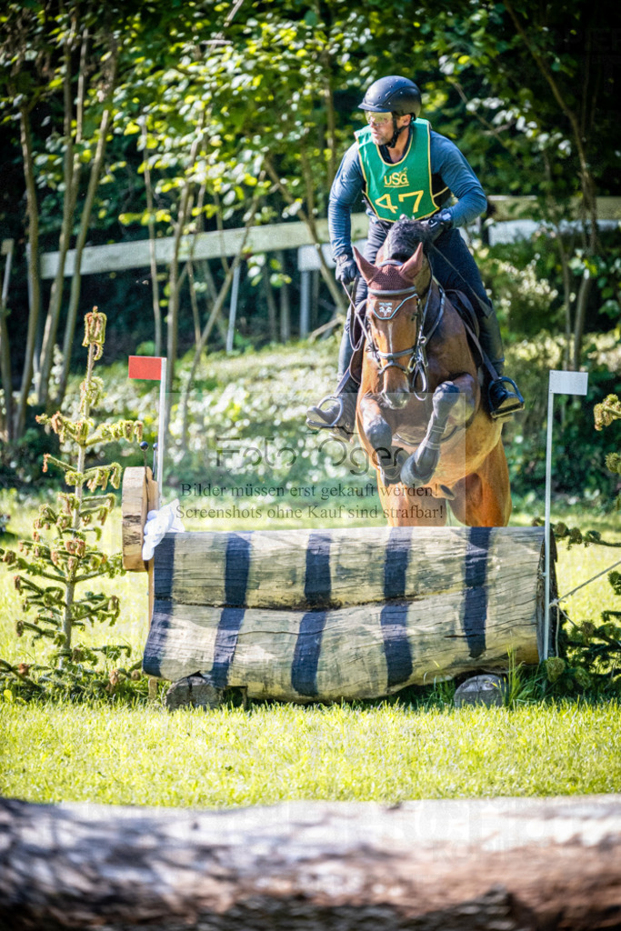 Vielseitigkeitsturnier Melle Oldendorf | Entdecke hochwertige Reitturnierfotos von Foto Oger. Professionell, emotional und authentisch – jetzt Lieblingsmomente im Shop bestellen.Deutschlandweite Turnierfotografie. - Realisiert mit Pictrs.com