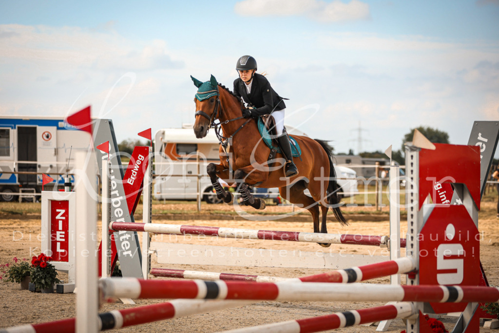 24.FrSpA00085 | Leoni Ertmer Photography - Realisiert mit Pictrs.com