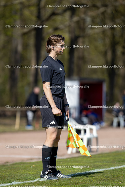 Fußball I Junioren I Saison 2025-2026 I DFB-Nachwuchsliga I 8. Spieltag I JFV Lübeck - 1. FC Magdeburg 115 | May Taylor Opitz (1. Assistent) - Realisiert mit Pictrs.com
