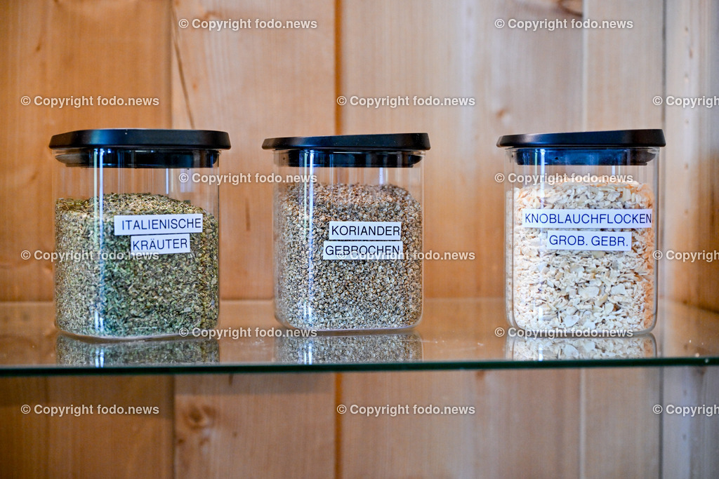 Piberstein_ Speck Haudum_ 18.06.2024-7 | 18.04.2024, Piberstein, AUT, Speck Haudum, im Bild Gewuerze, Gewuerzmischungen