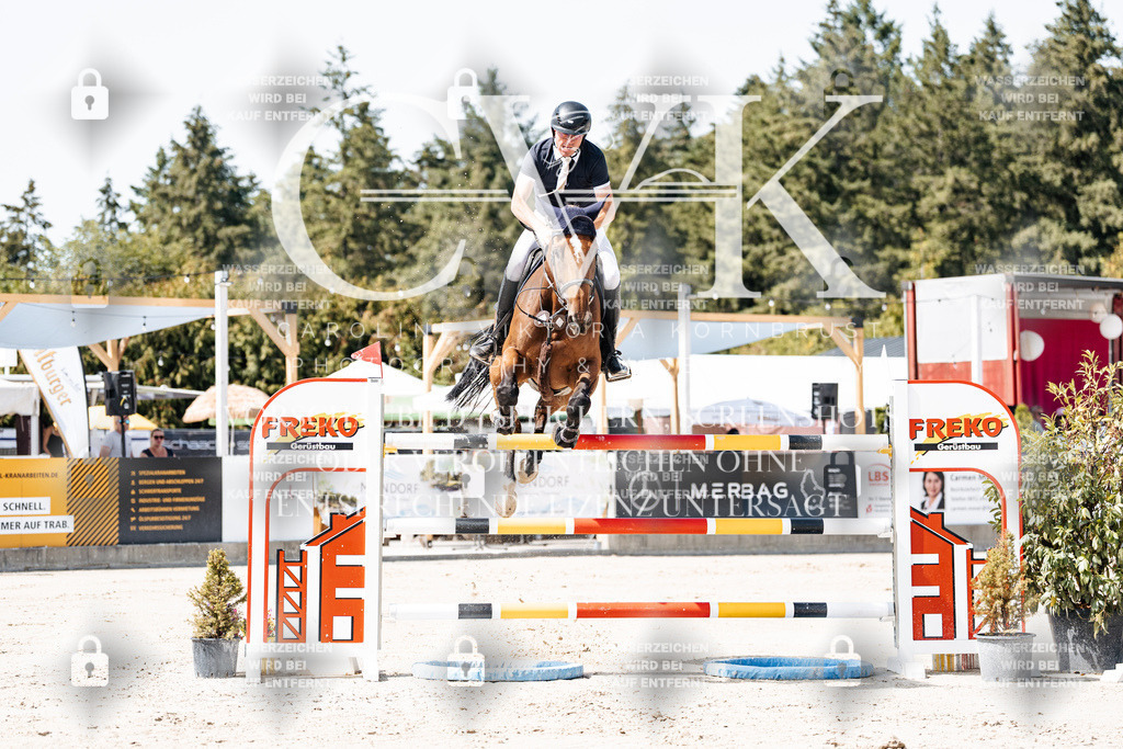 CK904850 | Turnierfotografie Pferdefotografie Trier Rheinland-Pfalz Pferdesport Reitsport Tierfotografie Sportfotografie Pferdevideo Pferdevideografie Equestrianvideography equestrianphotography  - Realisiert mit Pictrs.com