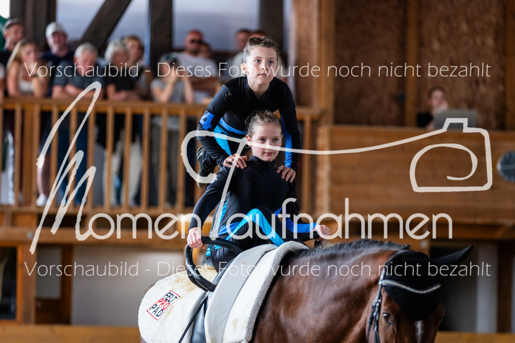 SS-Maxi-046 | MomenTaufnahmen Pferdesportfotos