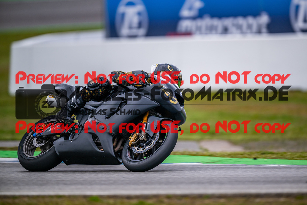 MaZZes_Fotomatrix_20240317_6007705_6081 | Fotograf Mathias Schmid
Sportfotograf,
Eventfotograf,
Hochzeitsfotograf,
Portraitfotograf