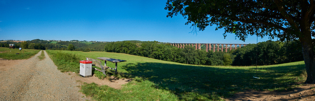 Die Göltzschtalbrücke von Westen aus gesehen 04 | Bedeutsame Landschaften Deutschlands - Realisiert mit Pictrs.com
