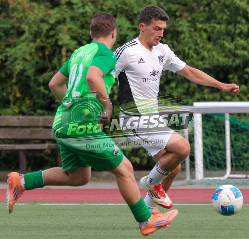 SC Bünde - TuS Bexterhagen | Auf dem Bild zu sehen: grün SC Bünde: ; weiß TuS Bexterhagen:  SC Bünde, TuS Bexterhagen, Saison 26/27, Testspiel, Hunnebrock, Deutschland - Realisiert mit Pictrs.com