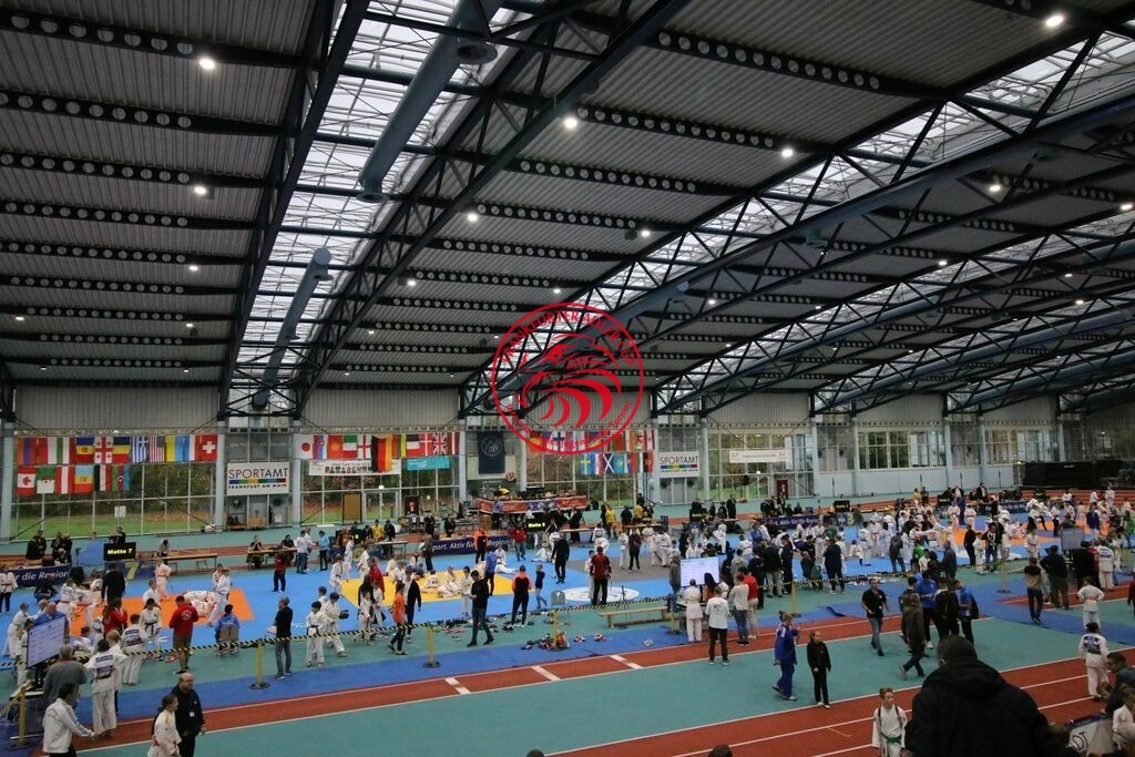 MSY-2022-10-29-7661 | Fotos vom Adler Cup - Pictures from Adler Cup

Hier findet Ihr alle Eindrücke und großen Momente der Adler Cup Wochenenden. Here you will find all impressions and great moments of the Adler Cup weekends. - Realisiert mit Pictrs.com