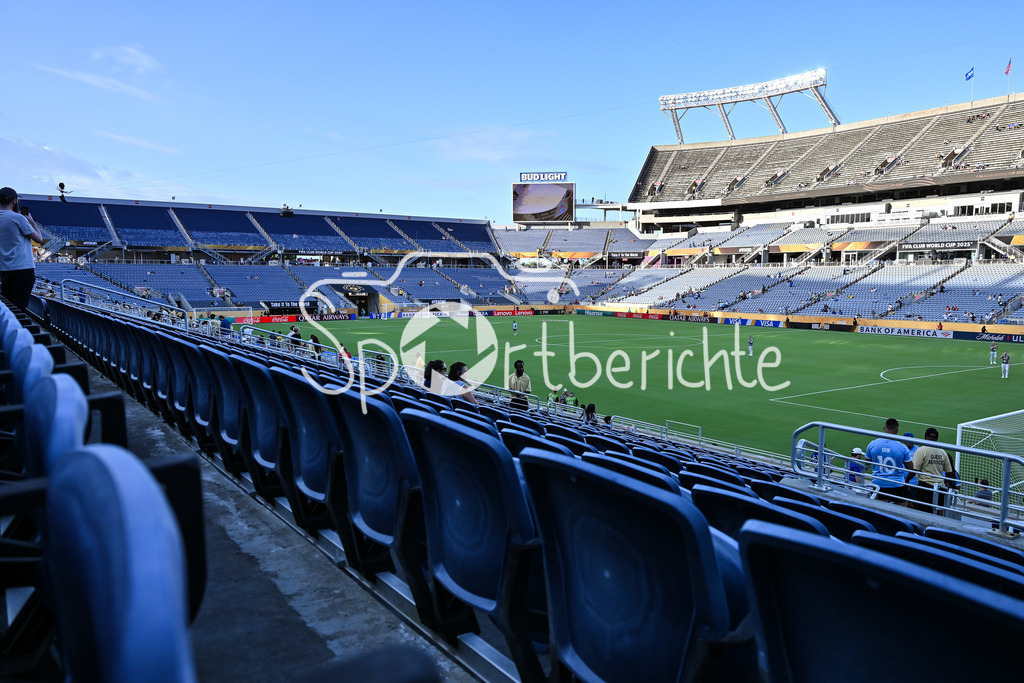 Manchester City - Al-Hilal SFC | Im Camping World Stadium von Orlando - Florida findet heute das Achtelfinale zwischen ManCity und Al-Hilal statt / Stadionfoto / Stadionbild / Symbolbild / Symbolfoto / FIFA Club World Cup: Manchester City - Al-Hilal SFC, Camping World Stadium am 30.06.2025 / NOT FOR SALE IN USA