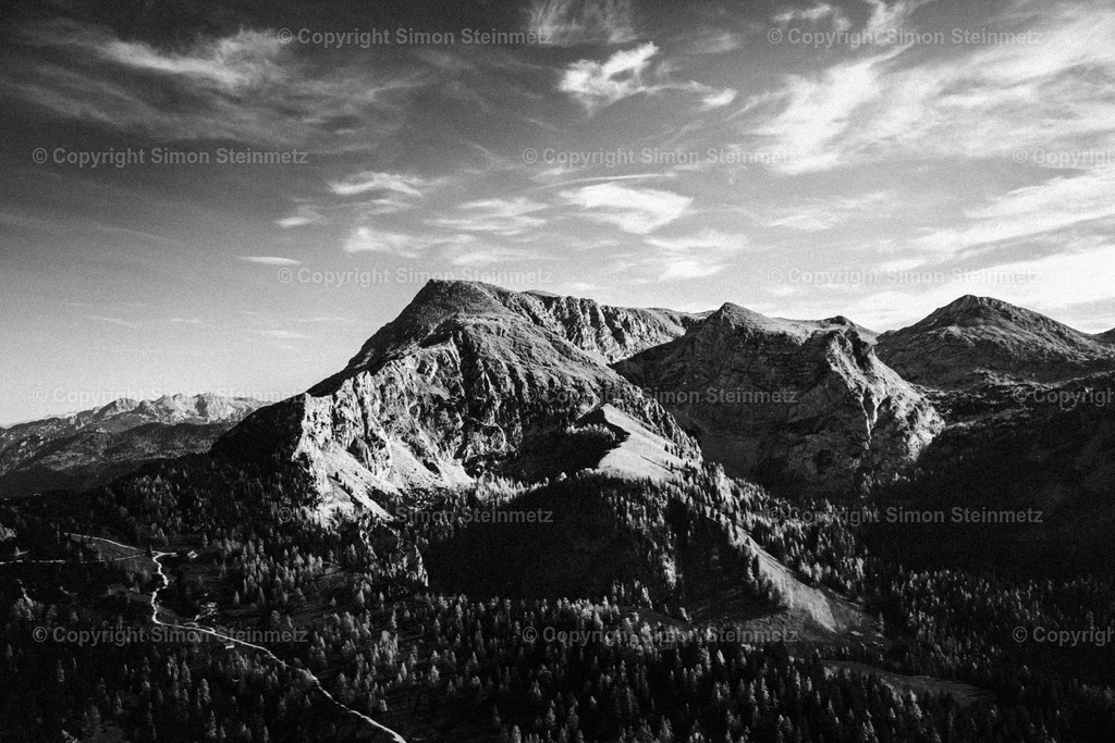 bw2 | Die schönsten Landschaftsaufnahmen von Simon Steinmetz aus Oberfranken, den Alpen, den Vogesen, der Nordsee und der Ostsee.
Prints, Leinwände, Postkarten, Kalender, Tassen, Puzzles in hoher Qualität zu günstigen Preisen. 
 - Realisiert mit Pictrs.com