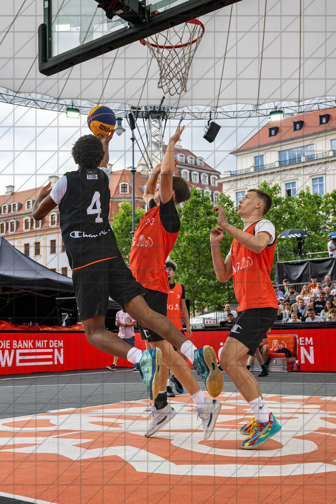 DIE FINALS 2025 | Dt. Meisterschaft 3x3   | //  03.08.25: DIE FINALS 2025 | Dt. Meisterschaft 3x3   / Dresden / Deutschland  //   CREDIT:www.bullenfotos.de, Martin König, Hörner Weg 40, D-49078 Osnabrück, +4917663732967 // Nutzung und Weitergabe nur zu den vereinbarten Zwecken. Presseanfragen an Ersteller. Alle Rechte beim Ersteller. Honorierung nach MFM. - Realisiert mit Pictrs.com