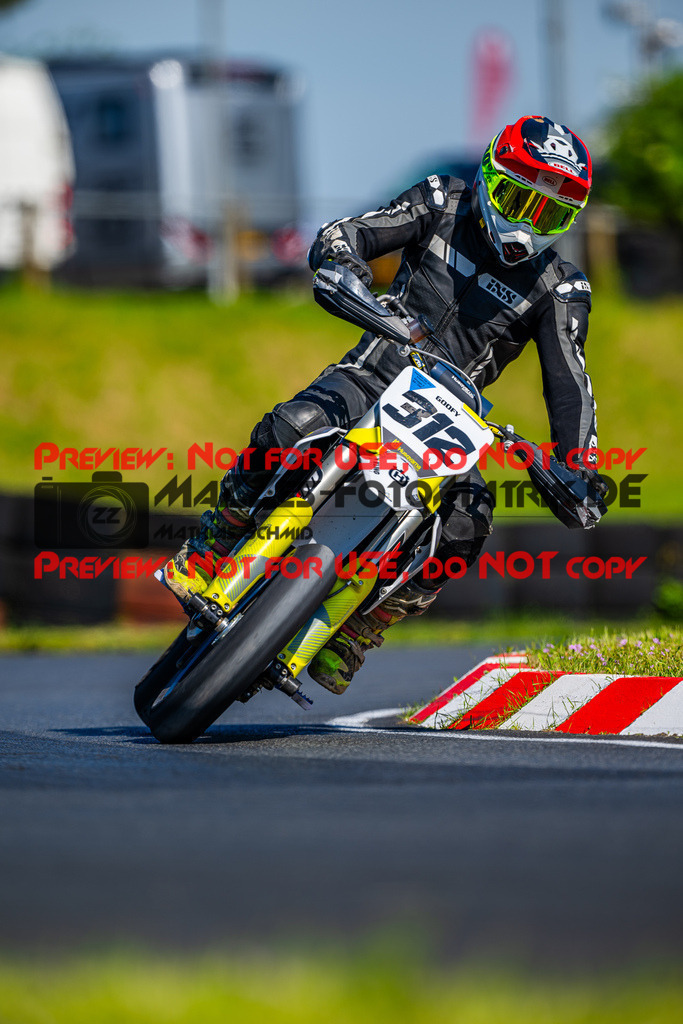 MaZZes_FotoMatrix_240510_6007705_3324 | S2