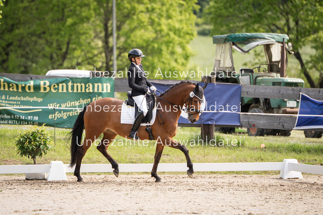 Bad_Meinberg_08072 | saradresslerfotografie - Realisiert mit Pictrs.com