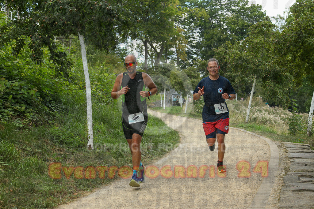 250824_1422_EX1_6009 | Sportfotografie im Rhein-Sieg Kreis, Köln, Bonn, NRW, Rheinland Pfalz, Hessen, etc. Unser Tätigkeitsfeld umfasst den Laufsport vom Volkslauf über den Marathon, Duathlon, Triathon bis zum Ultralauf wie Kölnpfad Ultra oder Schindertrail.