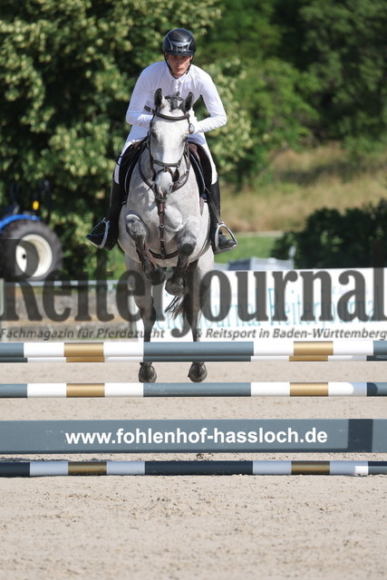 Weilheim_2023_Prfg.Nr.09_Qualifikation_PSA-Tour_Marian Müller_Checkson (3) | Alle Fotos der Reiterjournal Fotografin Doris Matthaes im Reiterjournal Online-Fotoshop. - Realisiert mit Pictrs.com