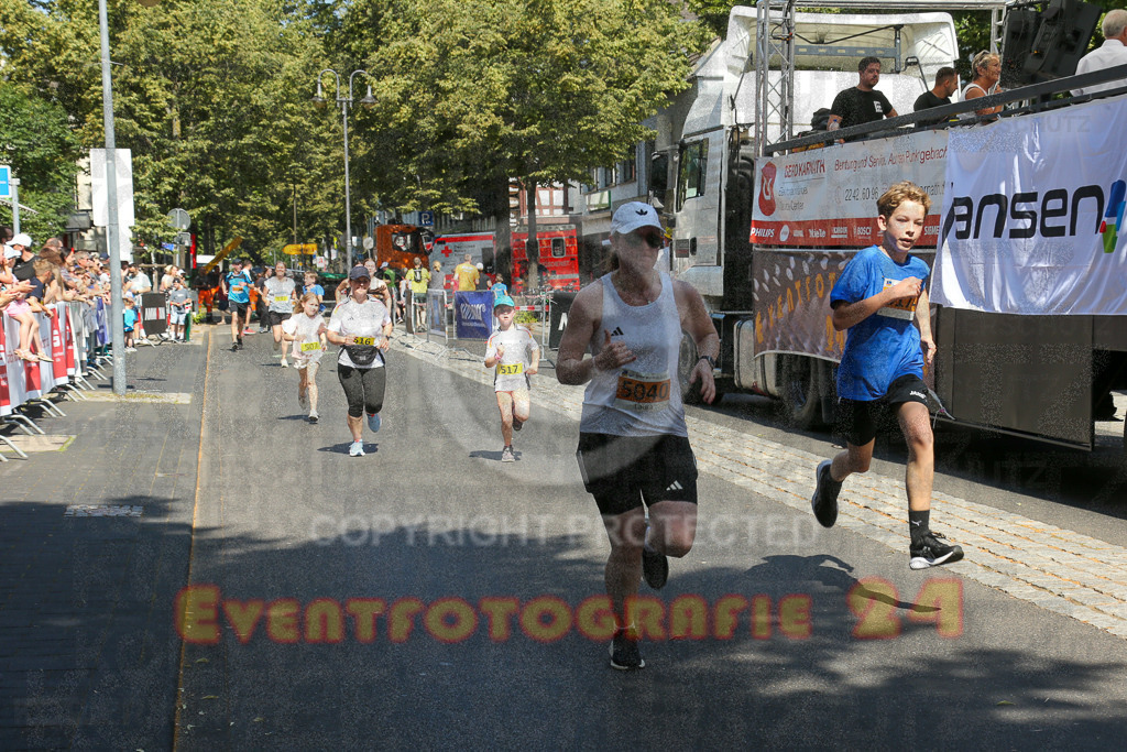 250621_1049_EX1_2758 | Sportfotografie im Rhein-Sieg Kreis, Köln, Bonn, NRW, Rheinland Pfalz, Hessen, etc. Unser Tätigkeitsfeld umfasst den Laufsport vom Volkslauf über den Marathon, Duathlon, Triathon bis zum Ultralauf wie Kölnpfad Ultra oder Schindertrail.