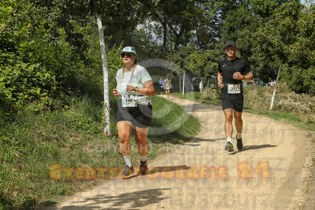 250824_1303_EX1_1280 | Sportfotografie im Rhein-Sieg Kreis, Köln, Bonn, NRW, Rheinland Pfalz, Hessen, etc. Unser Tätigkeitsfeld umfasst den Laufsport vom Volkslauf über den Marathon, Duathlon, Triathon bis zum Ultralauf wie Kölnpfad Ultra oder Schindertrail.