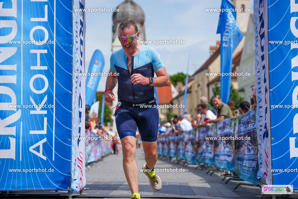 DSC05058 | Stadttriathlon Erding 2025. #yourpictrs #sportshot_your_pictrs @Sportshotphotography #stadttriathlonerding Copyright: www.sportshot.de