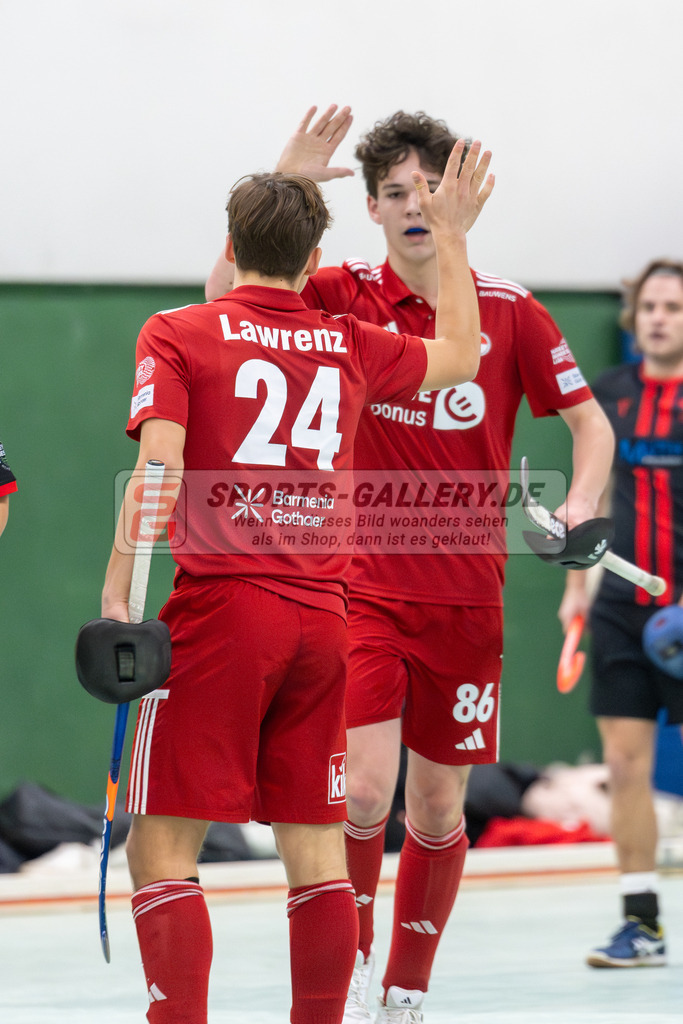 SFE_20251213_0068 | Köln, Deutschland, 13.12.2025:  Hockey 1. Bundesliga Herren Rot-Weiss - DSD Düsseldorf im KTHC Stadion Rot-Weiss Köln Tennis and Hockey Club am 13.12.2025 in Köln, Deutschland. (Foto von Fehrmann)Köln, Germany, 13.12.2025: Hockey 1. Bundesliga Herren Rot-Weiss - DSD Düsseldorf in KTHC Stadion Rot-Weiss Köln Tennis and Hockey Club at 13.12.2025 in Köln, Deutschland. (Foto from Fehrmann)