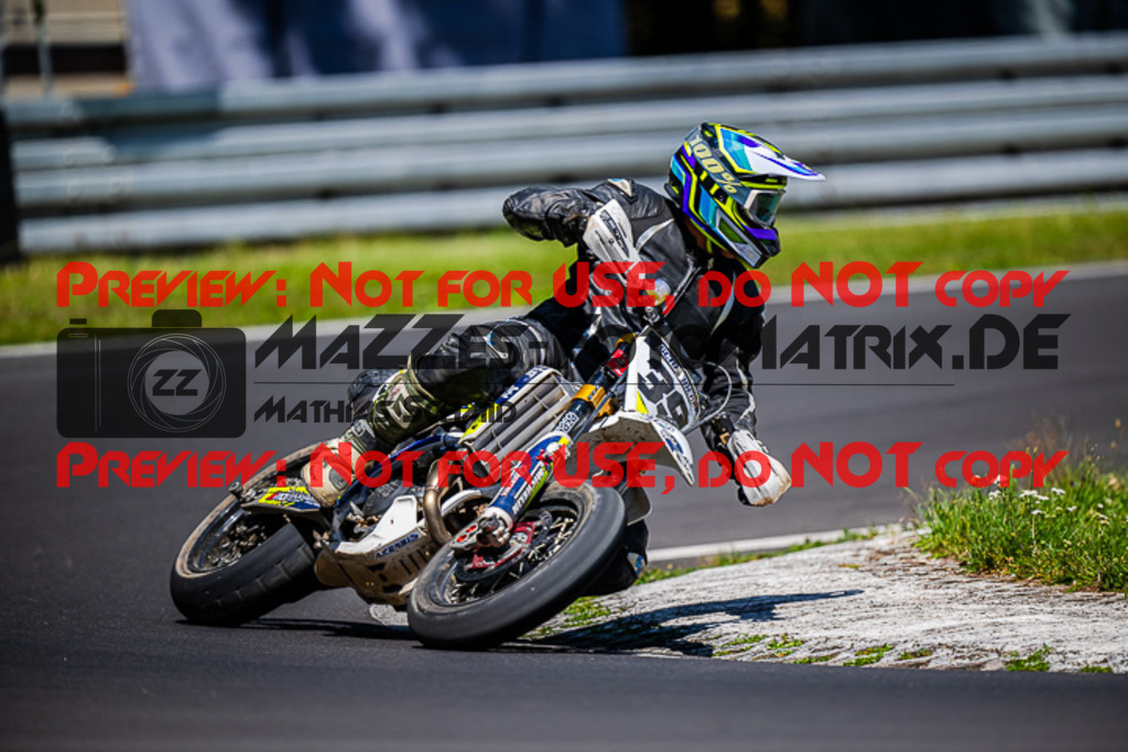 MaZZes_FotoMatrix_220702_7882 | S3