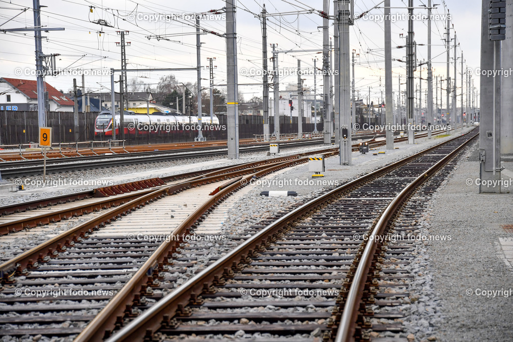 Baufortschritt Ausbau Weststrecke_ ÖBB_ 07.12.2022-20 | 07.12.2022, ÖBB Weststrecke , AUT, Besichtigung Ausbau Weststrecke 4 gleisig, im Bild Westbahnstrecke Ausbaubereich Untergaumberg