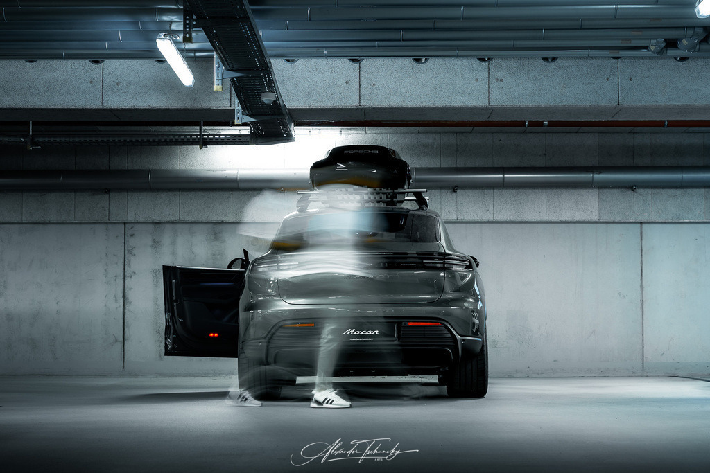R6AT6666 _Alexander Tschuncky | Entdecken Sie die faszinierende Welt von Alexander Tschuncky Arts: Kreative Fotografie, atemberaubende Automobilkunst und hochwertiger Bilderdruck. Lassen Sie sich inspirieren! - Realisiert mit Pictrs.com